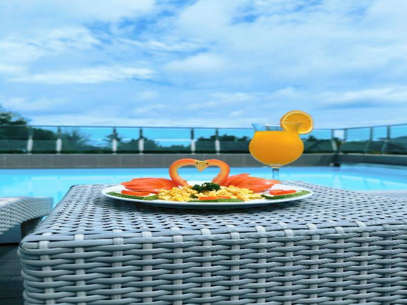 Clarian Hotel Beach Patong image