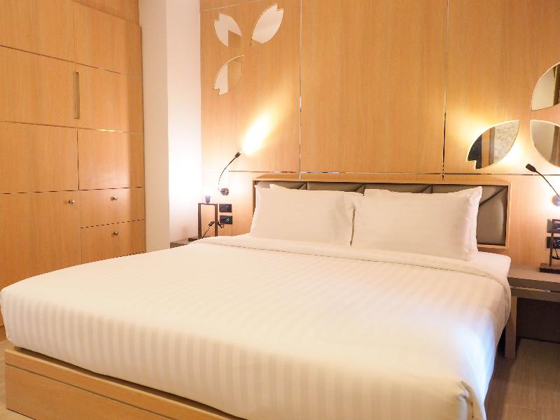Clarian Hotel Beach Patong image