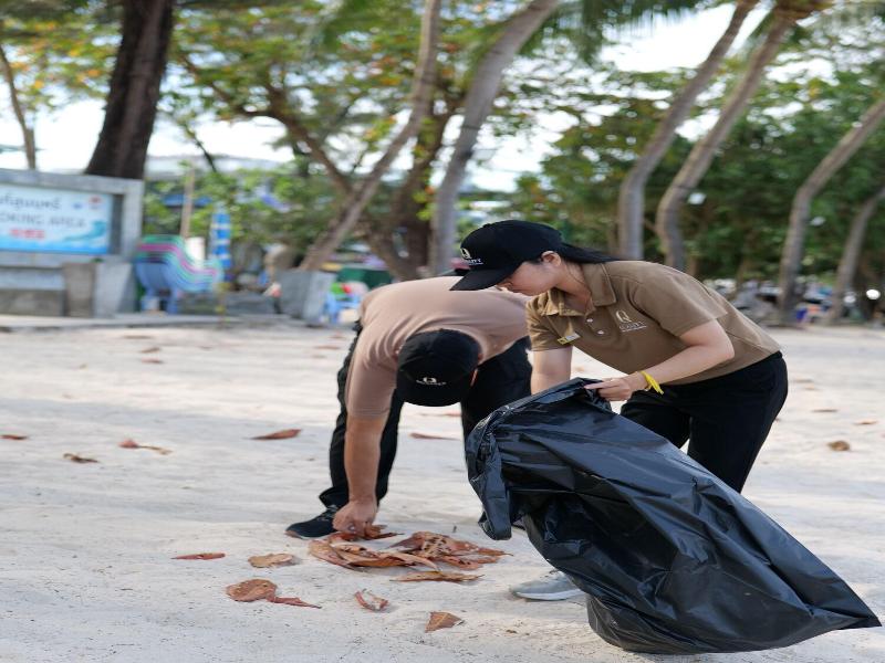Clarian Hotel Beach Patong image