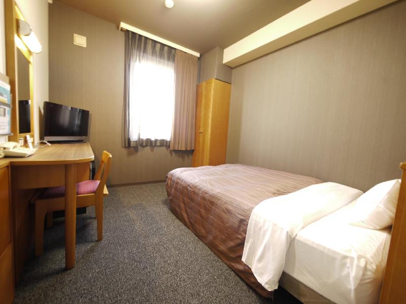 Hotel Route Inn Kumamoto Oozu Ekimae image