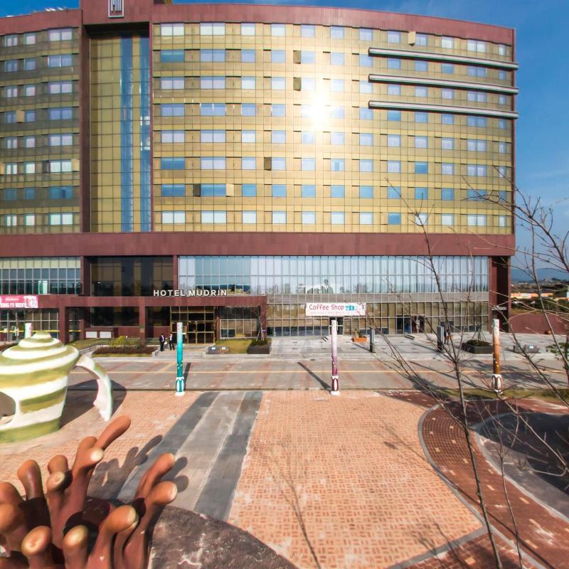 Mudrin Hotel image