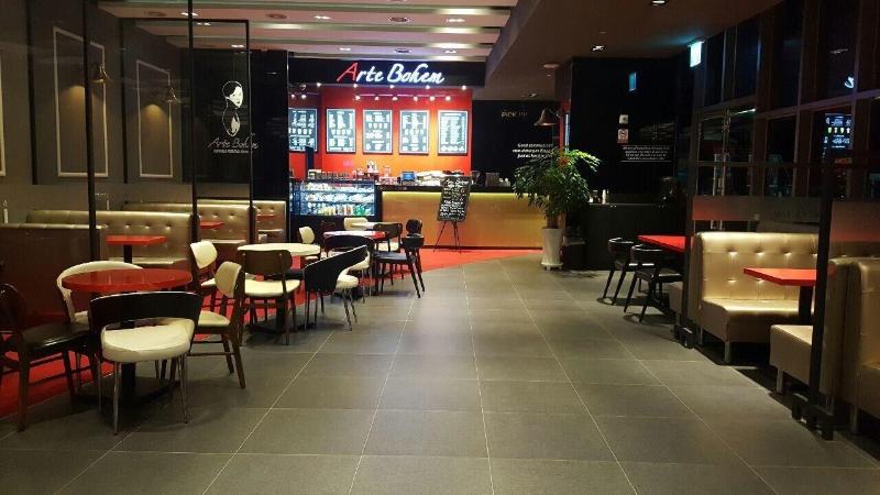 Mudrin Hotel image
