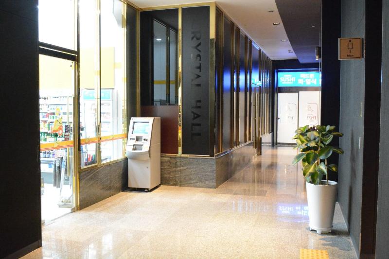 Mudrin Hotel image