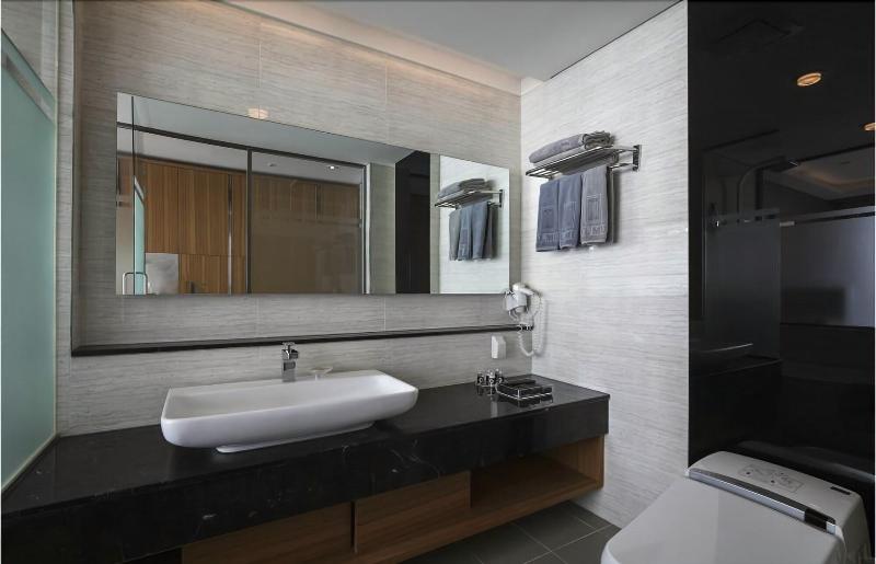 Mudrin Hotel image