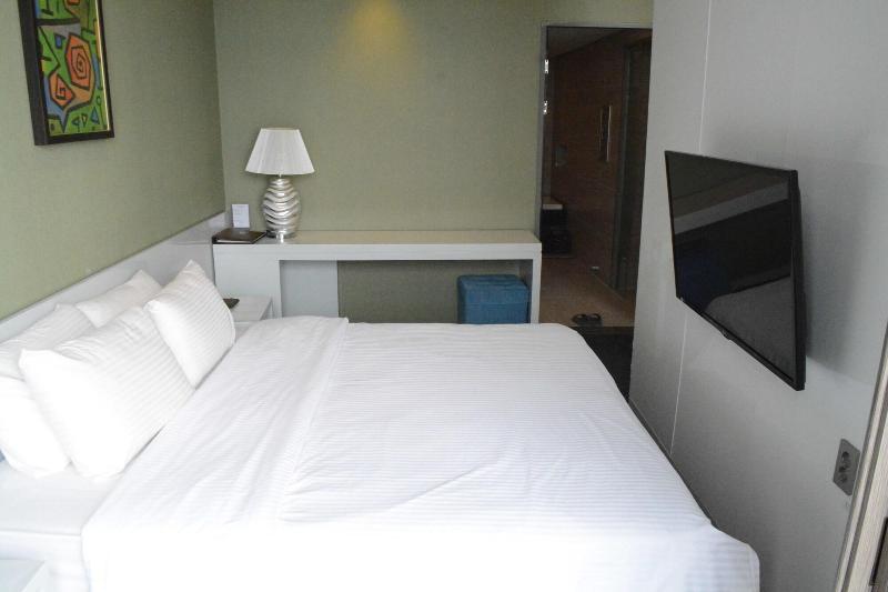 Mudrin Hotel image