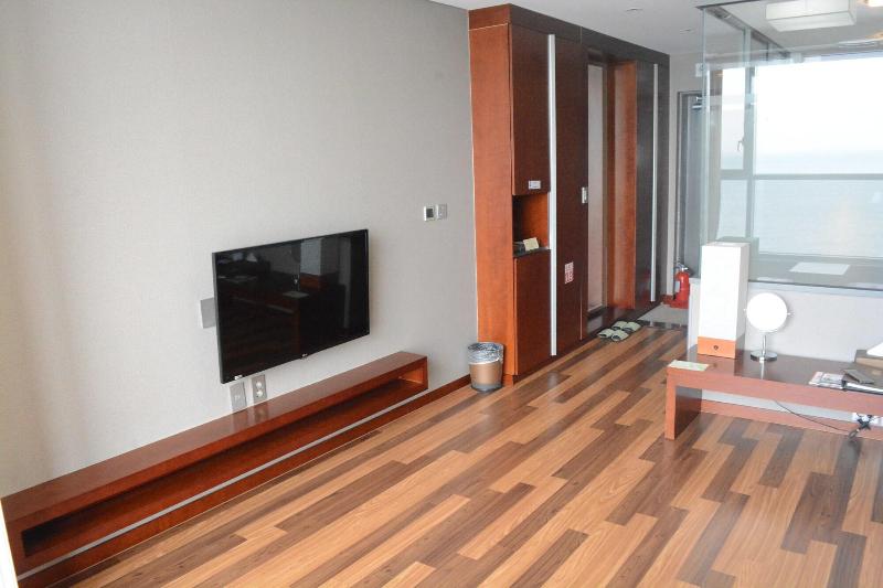 Mudrin Hotel image