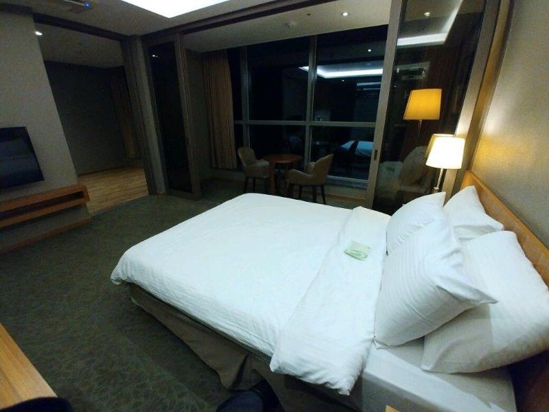 Mudrin Hotel image