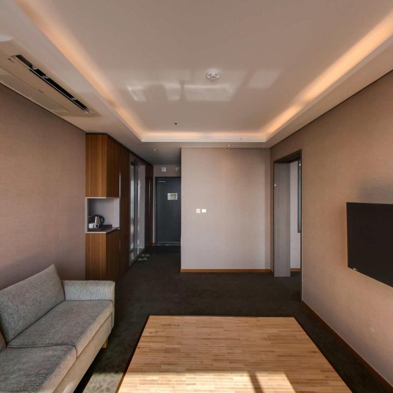 Mudrin Hotel image