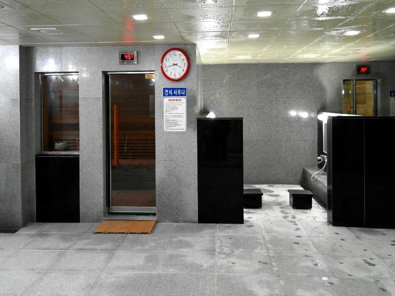 Geumosan Hotel image