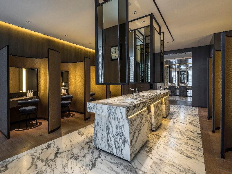 Four Seasons Hotel Seoul image