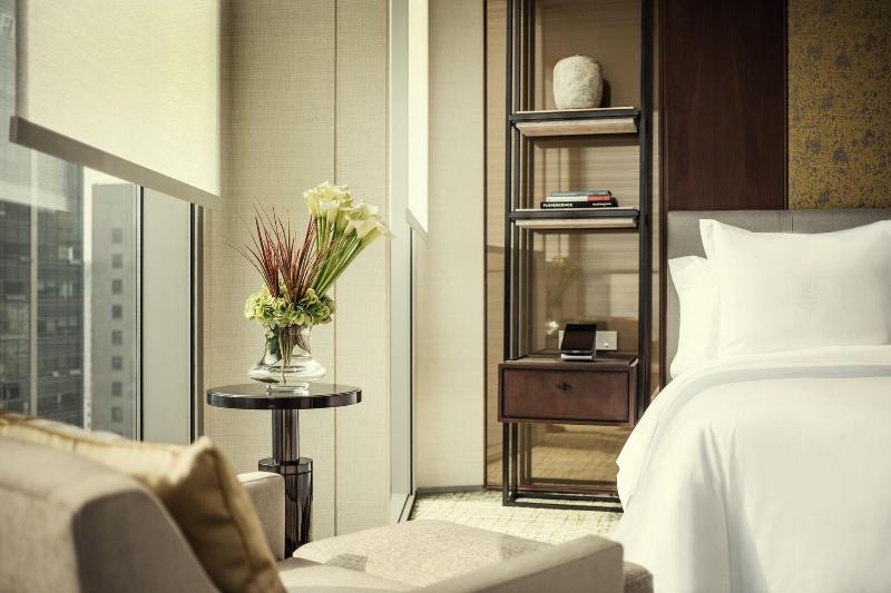 Four Seasons Hotel Seoul image