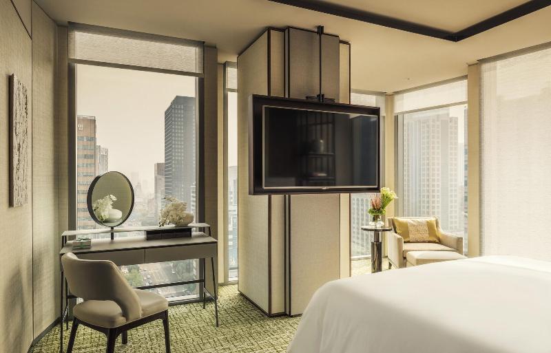 Four Seasons Hotel Seoul image