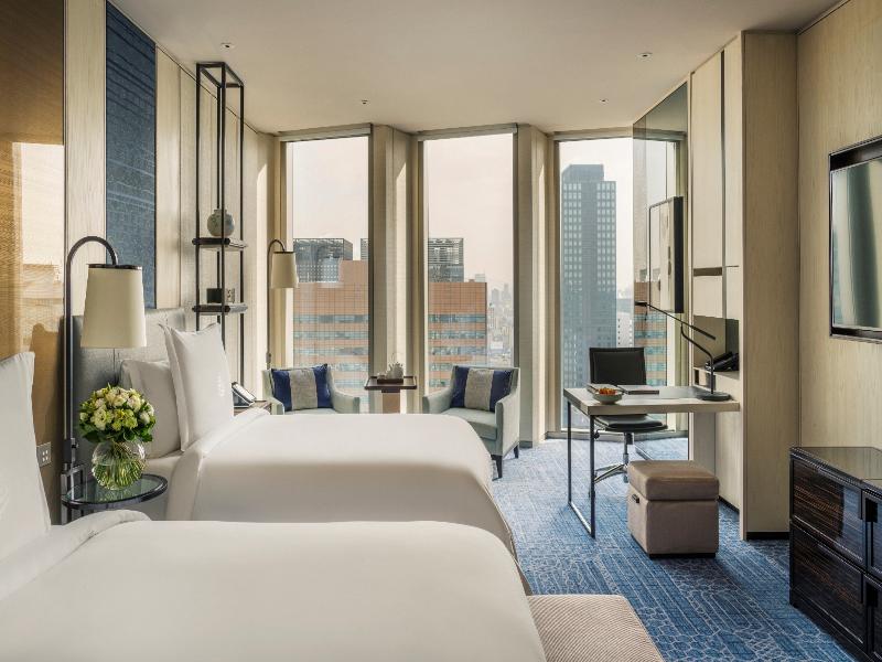 Four Seasons Hotel Seoul image