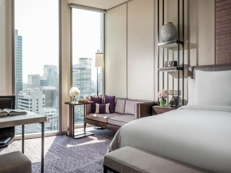 Four Seasons Hotel Seoul image