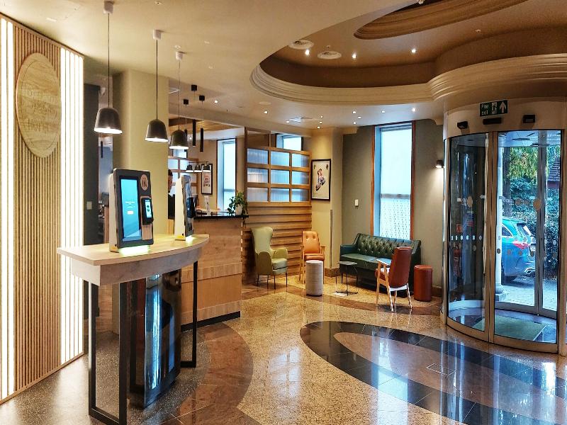 B&B HOTEL London Heathrow image