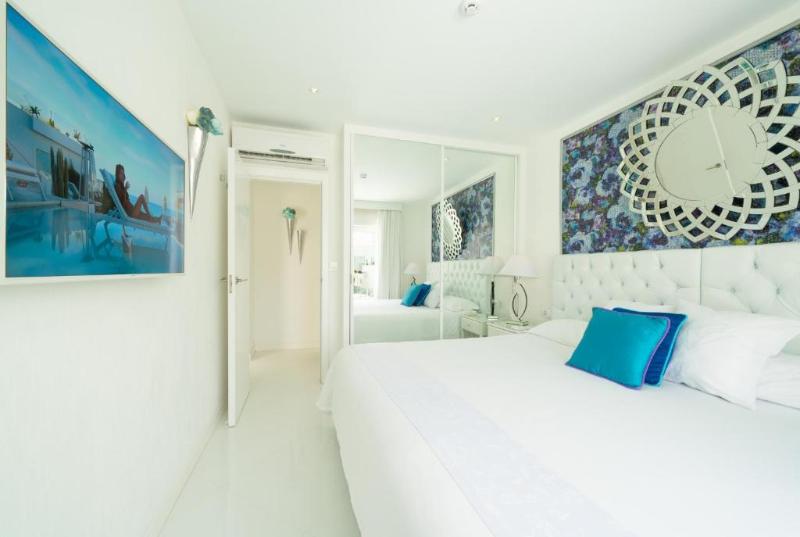 Lani's Suites de Luxe image
