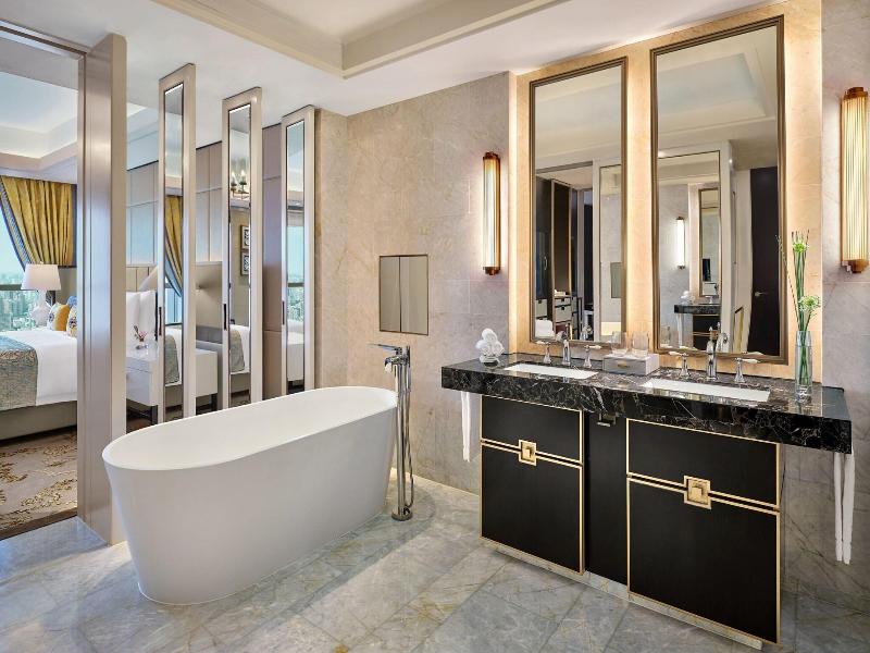 The St. Regis Shanghai Jingan image