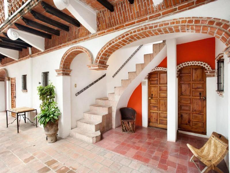 Los Arcos image