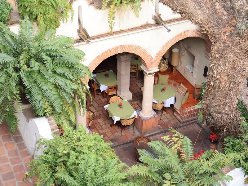 Los Arcos image