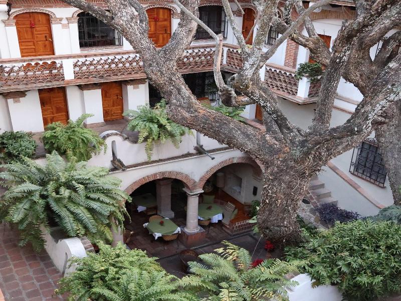 Los Arcos image
