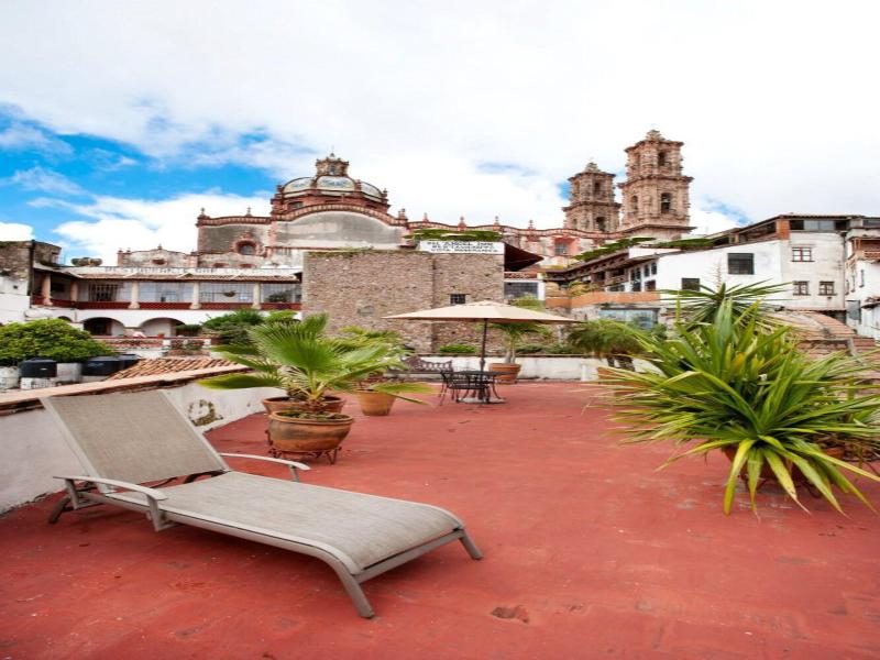 Los Arcos image