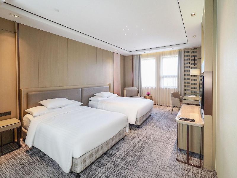 Courtyard Shanghai Intl Tourism and Resorts Zone image