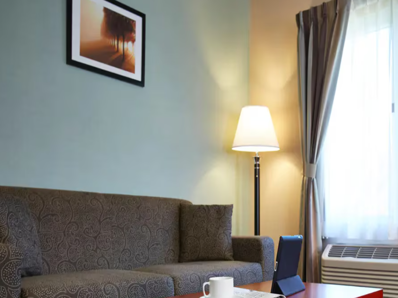 Quality Inn Southampton-city image
