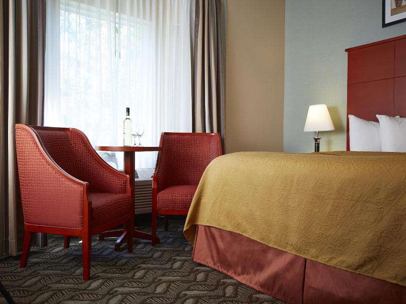 Quality Inn Southampton-city image