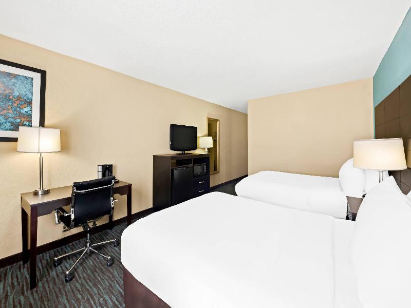 Quality Inn Dayton Airport image