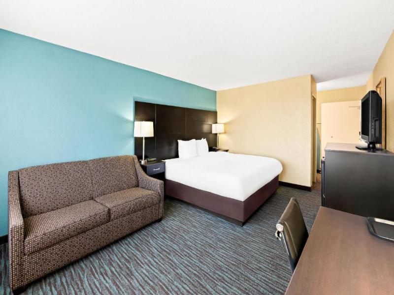 Quality Inn Dayton Airport image