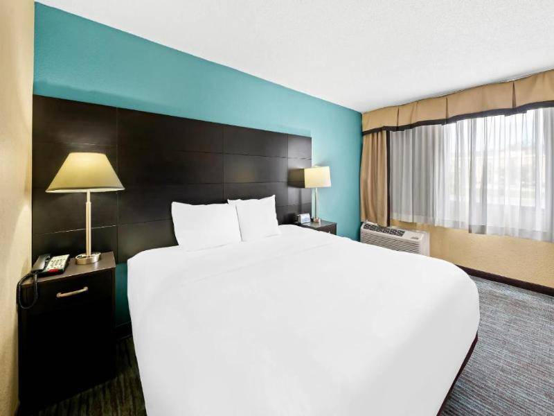 Quality Inn Dayton Airport image