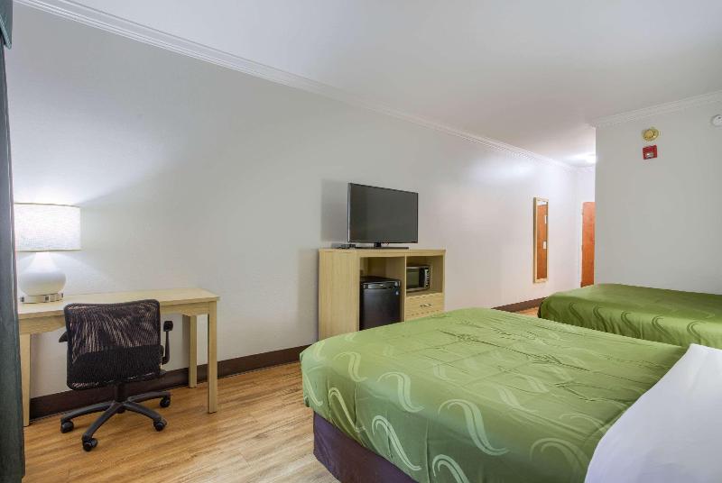Quality Inn Gulf Shores Airport image