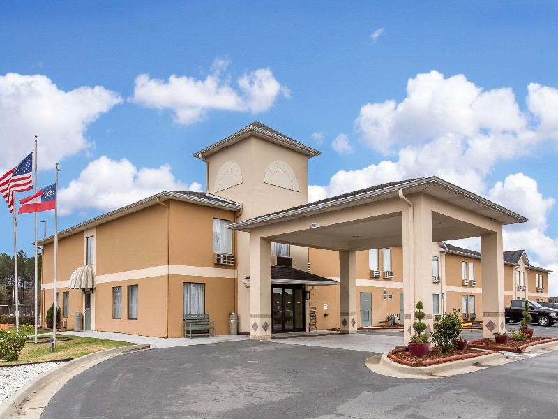 Quality Inn Fitzgerald downtown image