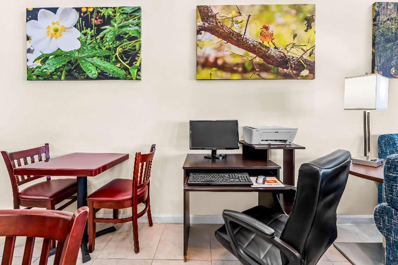 Quality Inn Eastman image