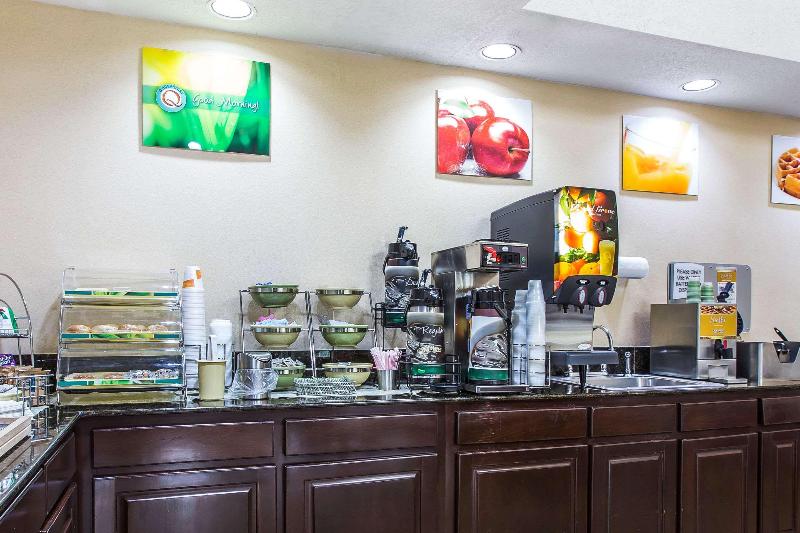 Quality Inn Eastman image 1