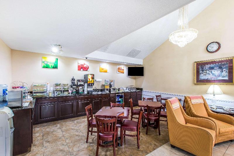 Quality Inn Eastman image