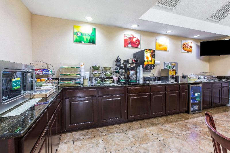 Quality Inn Eastman image