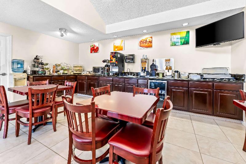 Quality Inn Eastman image
