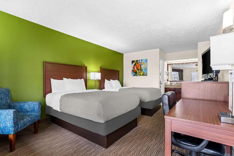 Quality Inn Eastman image