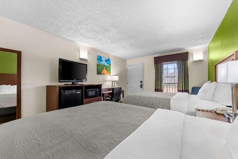 Quality Inn Eastman image