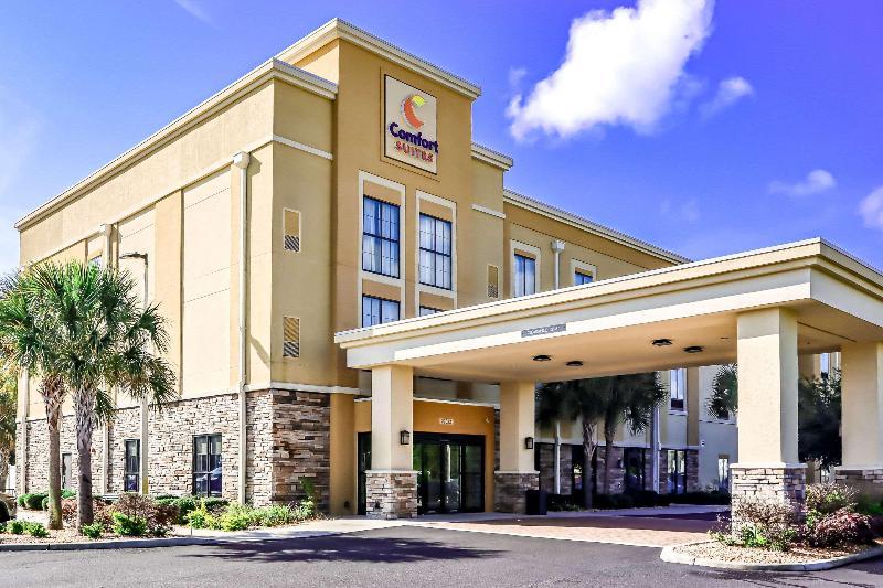 Comfort Suites near Rainbow Springs image