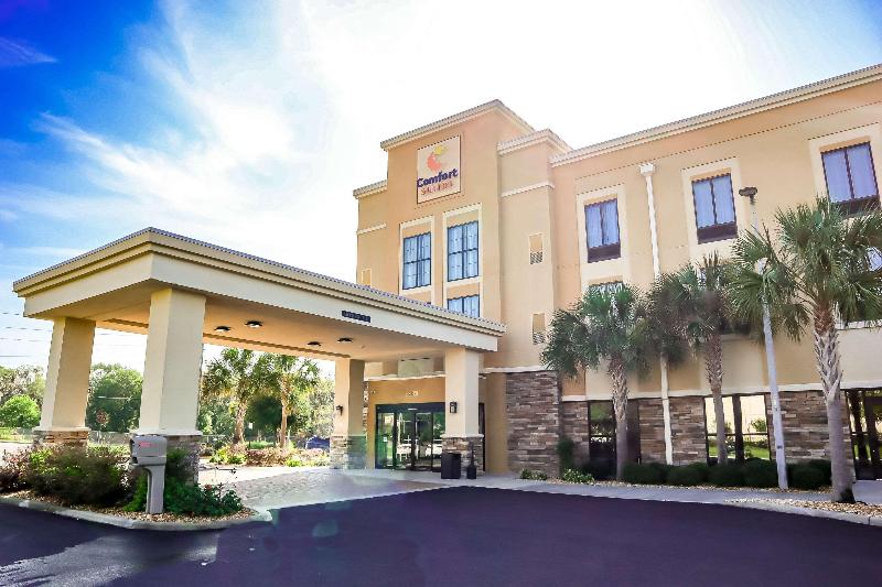 Comfort Suites near Rainbow Springs image
