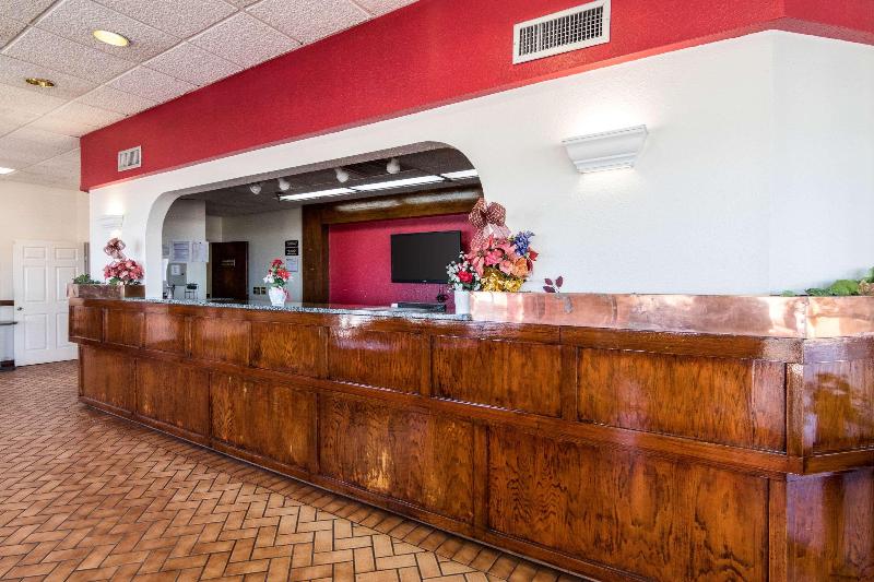 Econo Lodge Inn & Suites Conference Center image