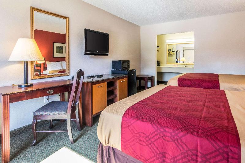 Econo Lodge Inn & Suites Conference Center image