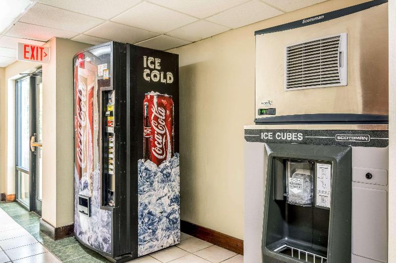 Quality Inn Sandersville image