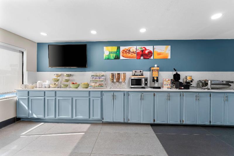 Quality Inn Sandersville image