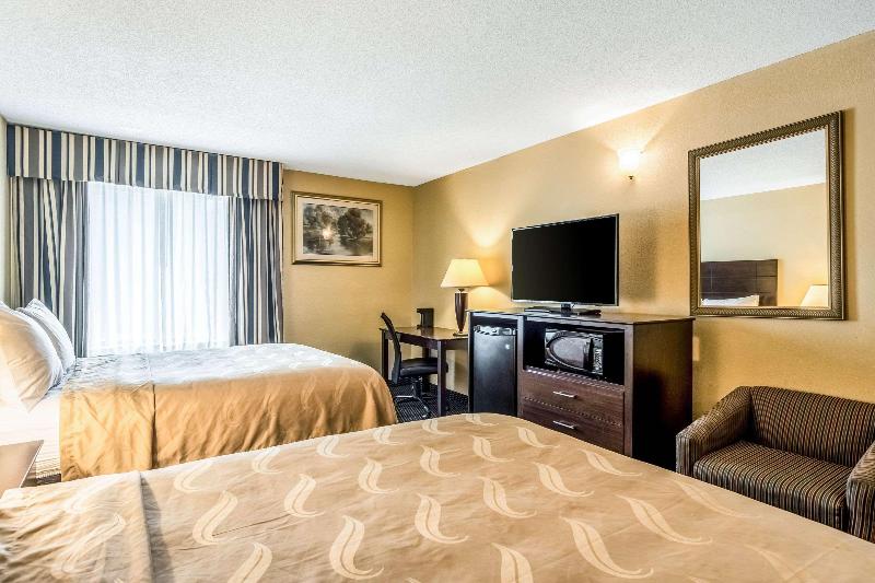 Quality Inn Sandersville image