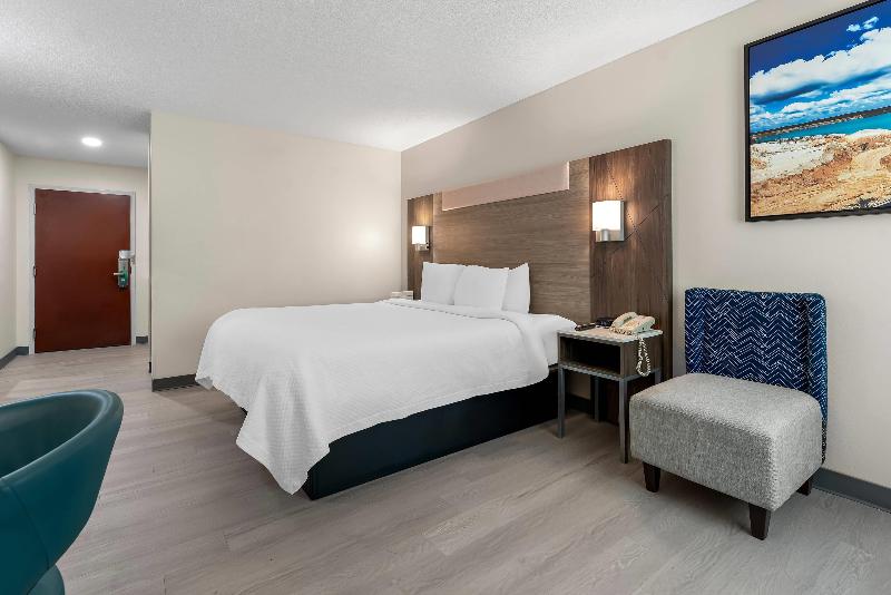 Quality Inn Sandersville image