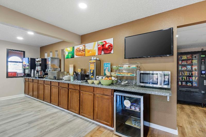 Quality Inn Indianola image