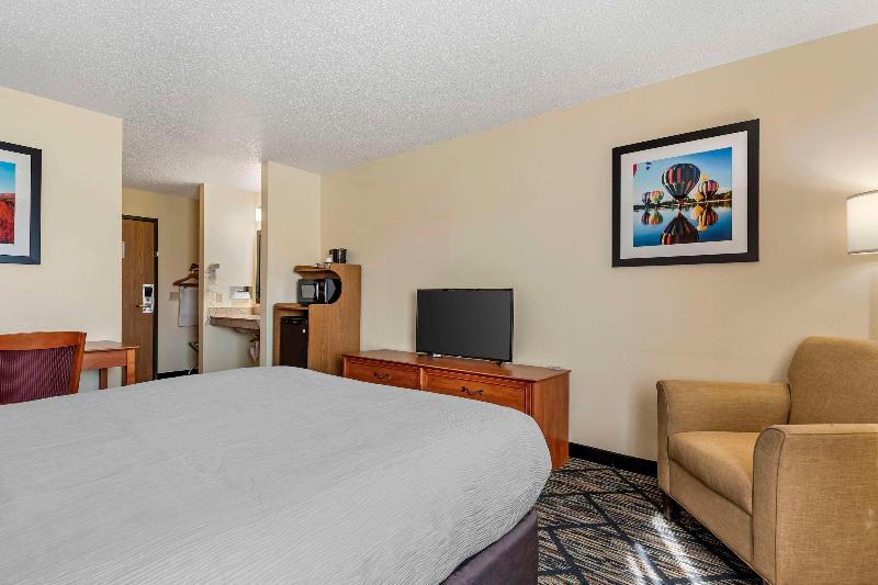Quality Inn Indianola image